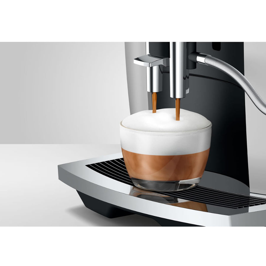 COMBO JURA, Maquina De Café E6 Color Platino + Recipiente De Cristal Para Leche 0.5Lts
