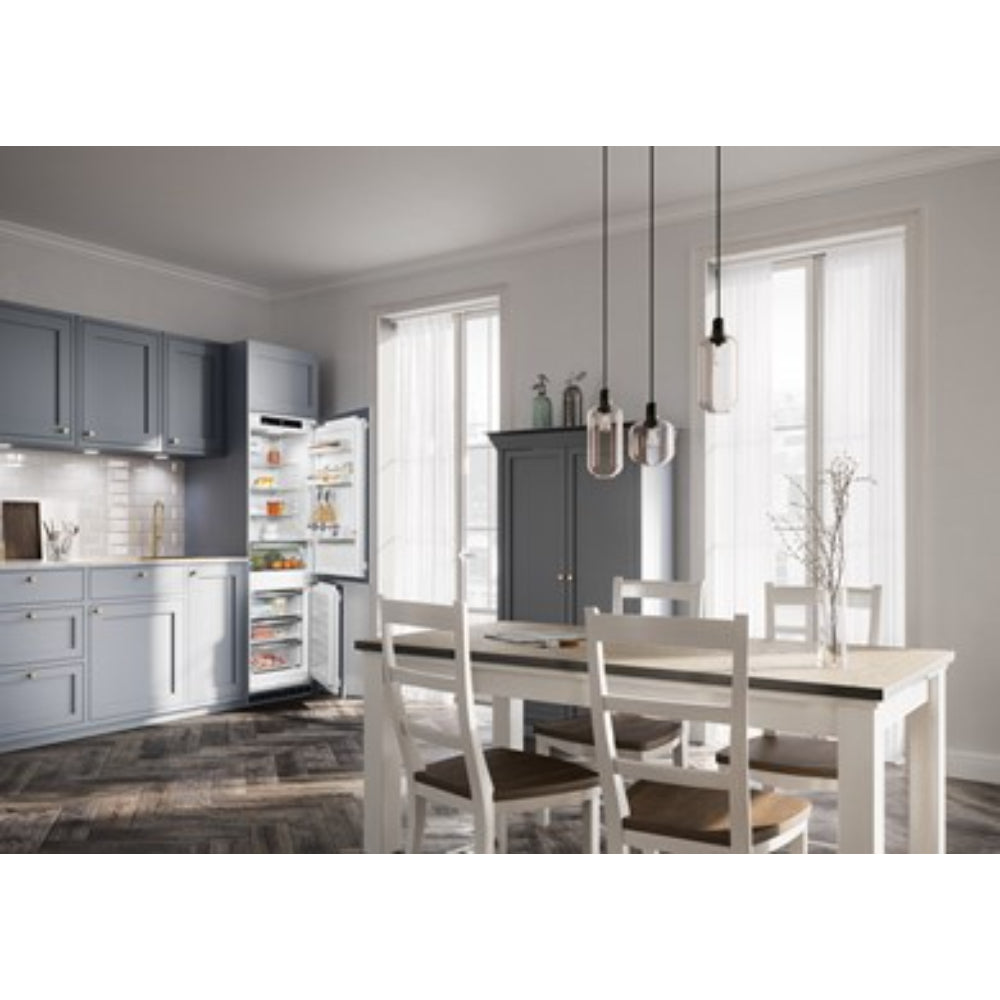 Refrigerador-Congelador Liebherr panelable con EasyFresh y NoFrost