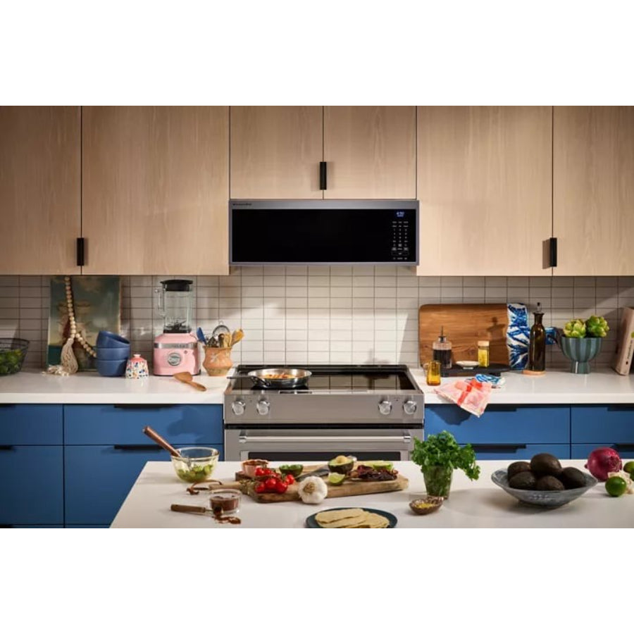 Microondas Con Campana Doble Ventilador KitchenAid 30" Acabado PrintShield™ Acero inoxidable