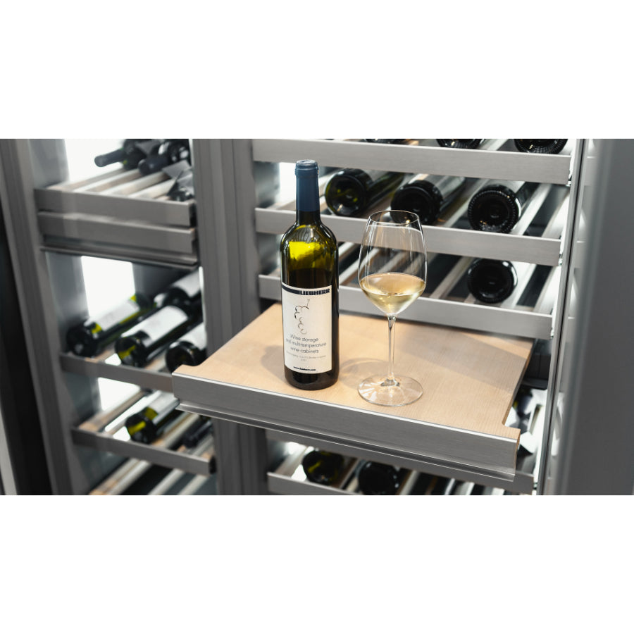 Cava de Vinos Monolith Totalmente Integrada Bisagra Derecha 75 Botellas Liebherr 45cm