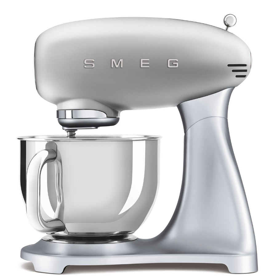 Batidora Eléctrica Retro Smeg Color Cromado