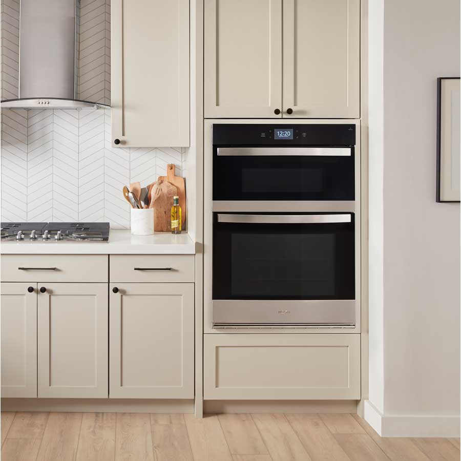 Horno combinado microondas y freidora de aire de 5,7 pies cúbicos