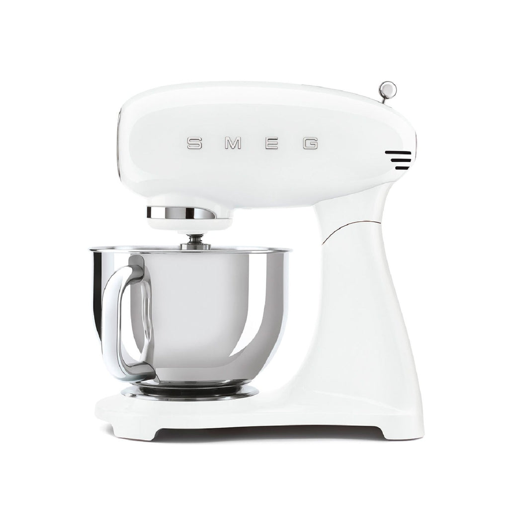 BATIDORA ELÉCTRICA RETRO COLOR BLANCO - SMEG - LACUISINEAPPLIANCES.CO