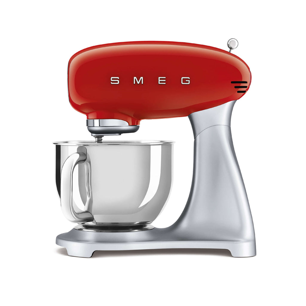 BATIDORA ELÉCTRICA RETRO COLOR ROJO - SMEG - LACUISINEAPPLIANCES.CO