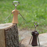 Sacacorchos con alas Legnoart Merlot Solid Chocolat Beechwood, 7.1 pulgadas - LACUISINEAPPLIANCES.CO